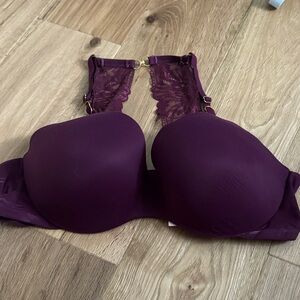 Victoria’s Secret Elegant Purple Lace Women's Bra